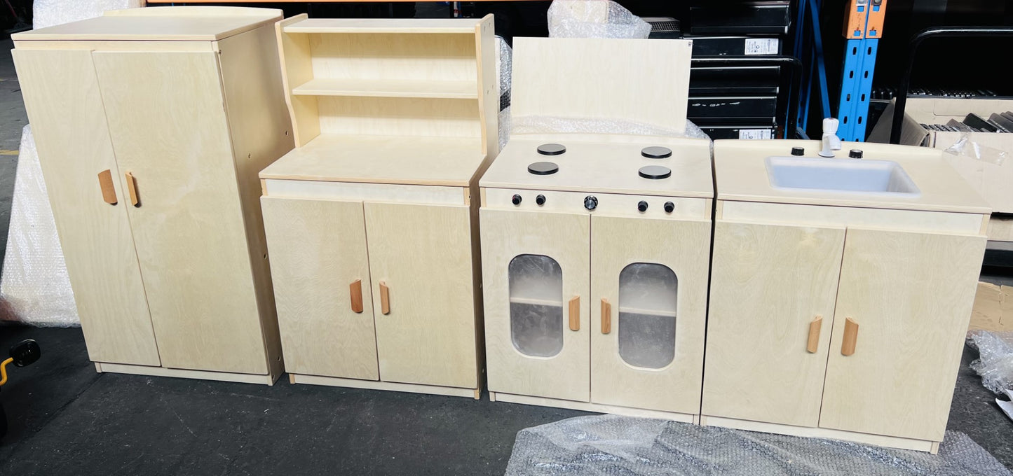 Role play kitchen corner set 4